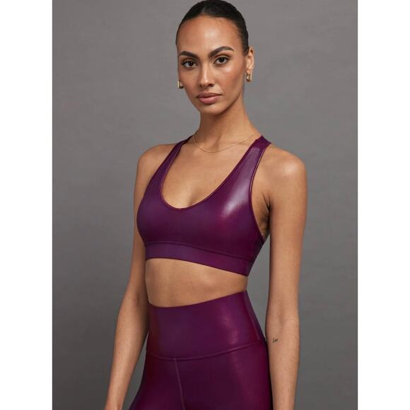 (S) NWT $88 CARBON38 Action Bra 2.0 in Takara Shine Pickled Beet Purple - Picture 1 of 9